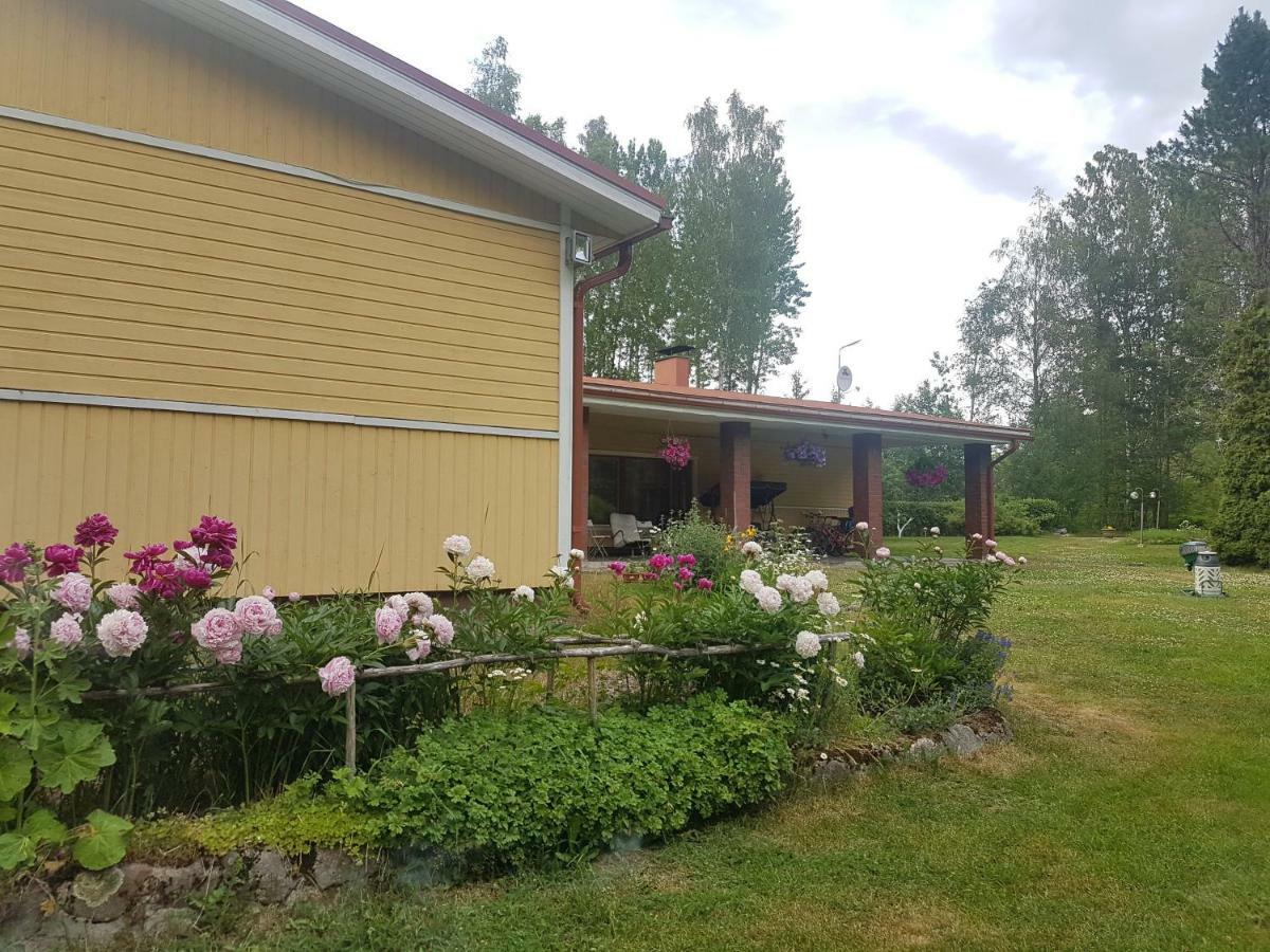 Pyhtaeae Garden Villa Pyhtaa Εξωτερικό φωτογραφία